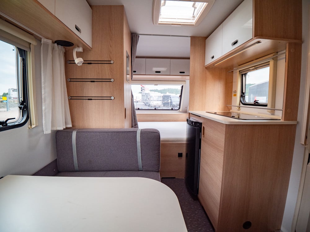 Adria-AVIVA 400 PS-(2020)-2863260