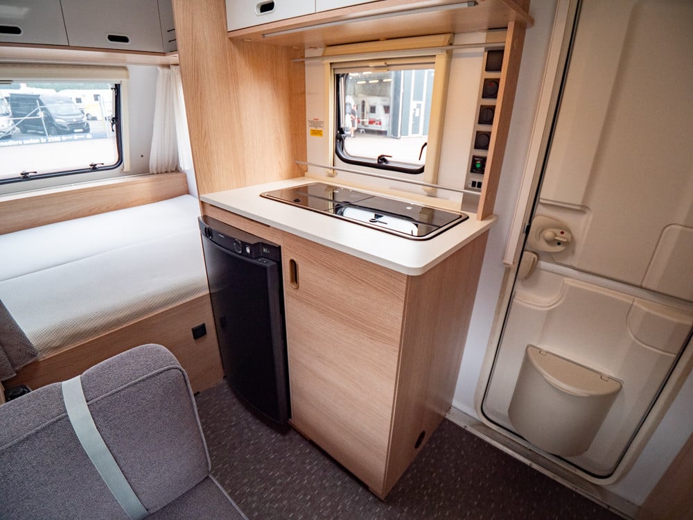 Adria-AVIVA 400 PS-(2020)-2863262