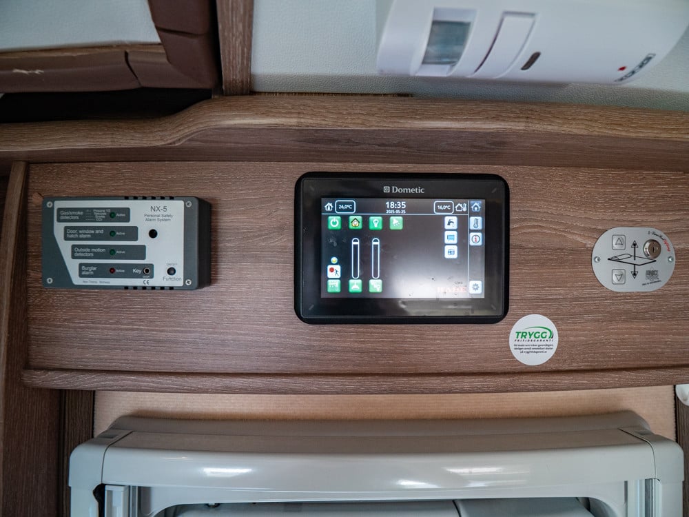KABE-TM X 780 *Automat *Solcell *Kamkedja *Taksäng-(2015)-2870315