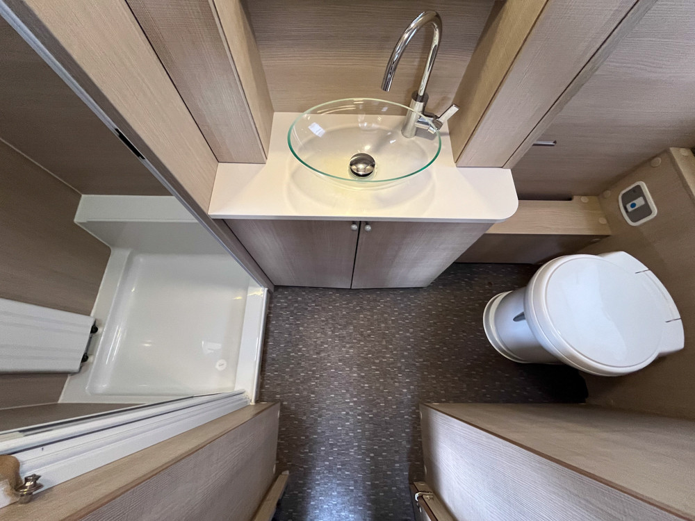 Adria-ADORA 613 HT *Långbäddar *ALDE *Förtält-(2015)-2891212