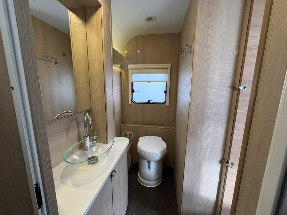 Adria-ADORA 613 HT *Långbäddar *ALDE *Förtält-(2015)-2891213