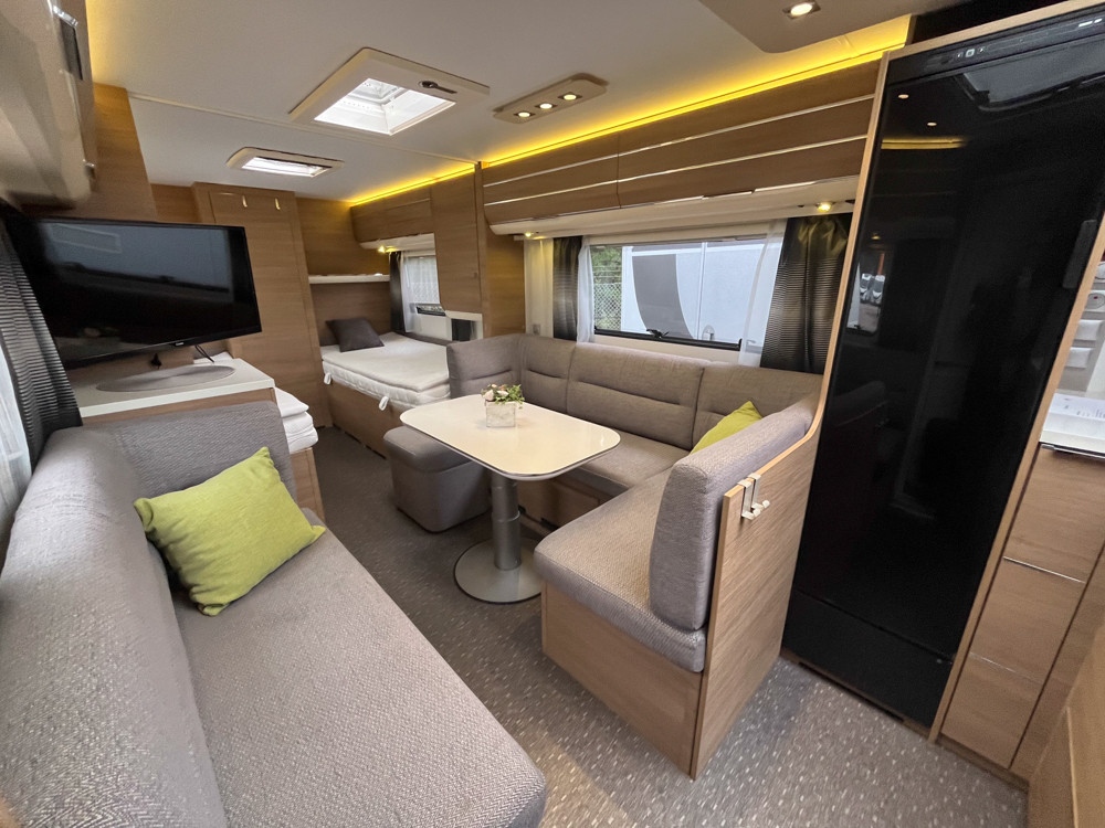 Adria-ADORA 613 HT *Långbäddar *ALDE *Förtält-(2015)-2891200