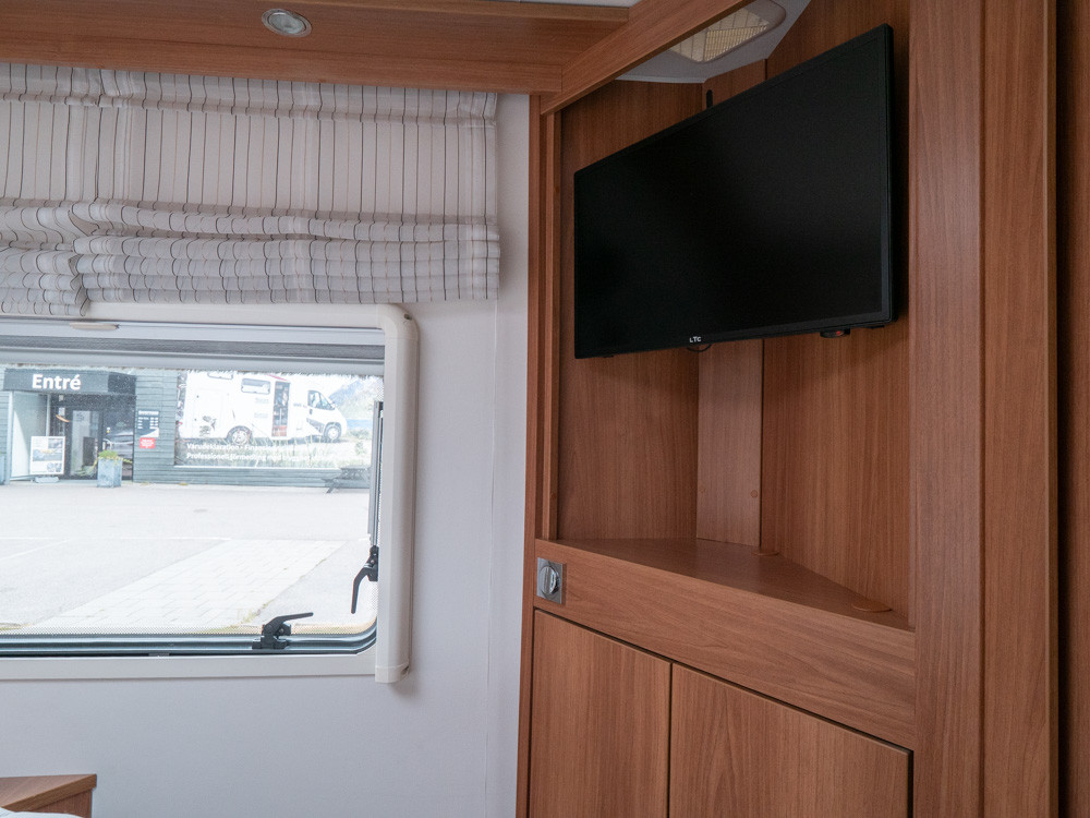 Dethleffs-XL-I 7850 *Queenbed *ALDE *Solcell-(2016)-2891109