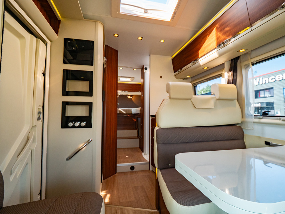 Adria-CORAL XL A 670 SL *Långbäddar *Truma *Alkov-(2017)-2884233