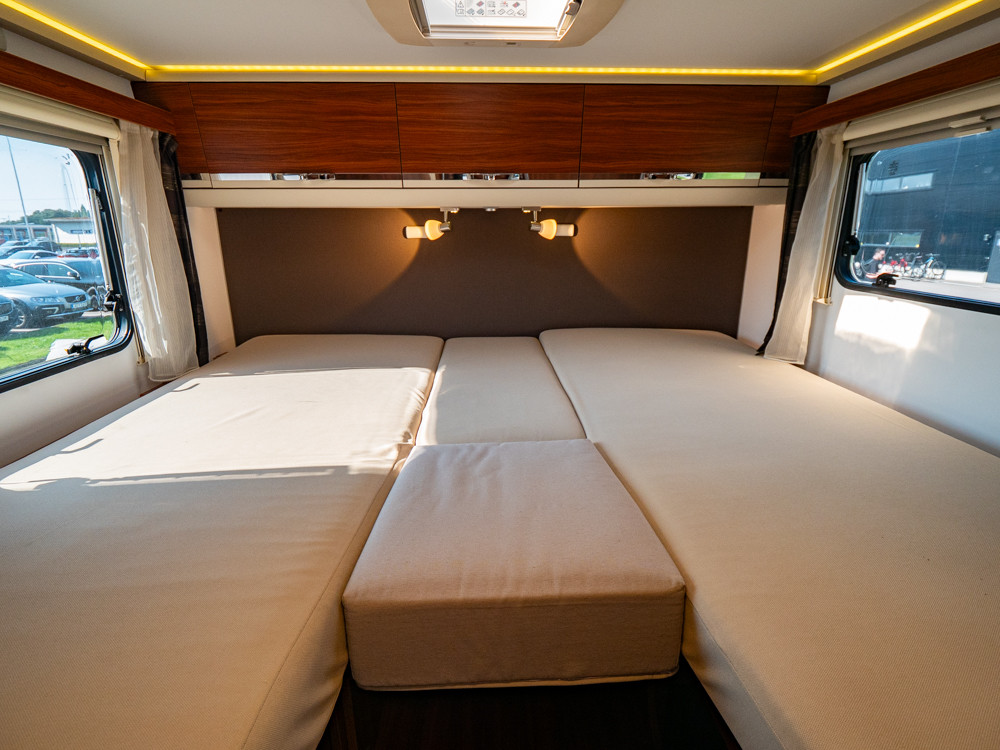 Adria-CORAL XL A 670 SL *Långbäddar *Truma *Alkov-(2017)-2884239