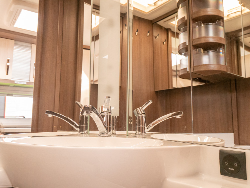 Hobby-620 CL PRESTIGE *Barnkammare *Truma-(2017)-2898513