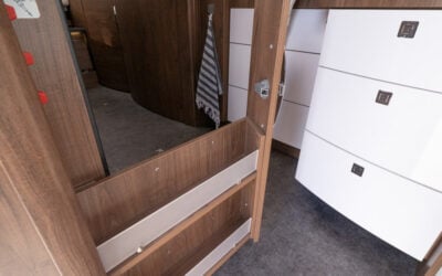 Frankia-8400 M-LINE *Automat *AC bodel *Långbäddar-(2017)-2894490