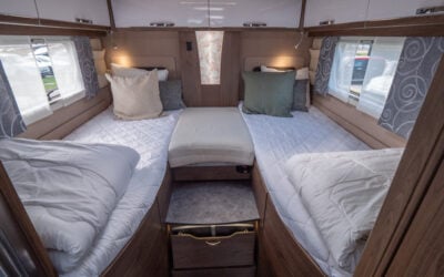 Frankia-8400 M-LINE *Automat *AC bodel *Långbäddar-(2017)-2894493