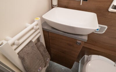 Frankia-8400 M-LINE *Automat *AC bodel *Långbäddar-(2017)-2894504