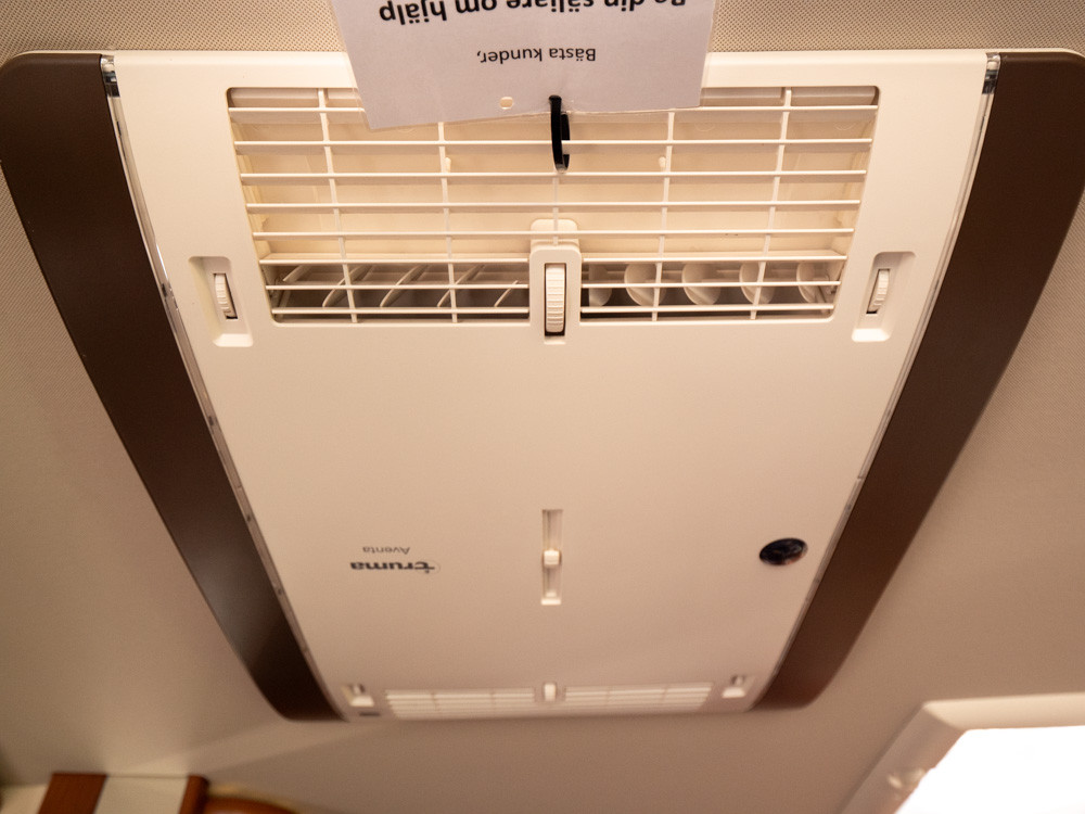 Carthago-CHIC E-LINE I 64 XL QB *Hydrauliska stödben-(2019)-2904878