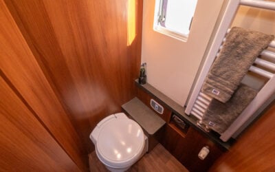 Carthago-CHIC E-LINE I 64 XL QB *Hydrauliska stödben-(2019)-2904882