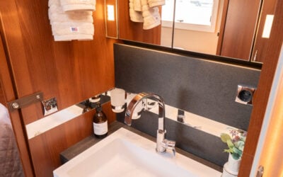 Carthago-CHIC E-LINE I 64 XL QB *Hydrauliska stödben-(2019)-2904886