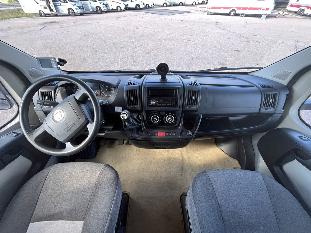 Chausson-FLASH 25 M12 *Barnkammare-(2012)-2891151