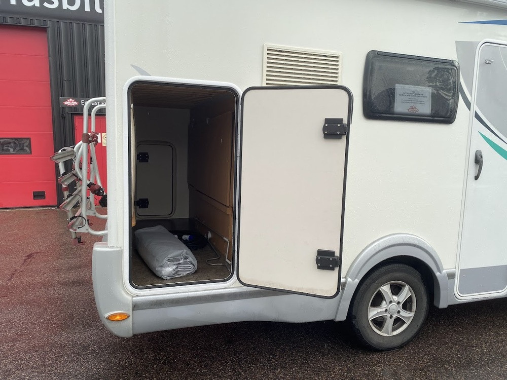 Chausson-FLASH 25 M12 *Barnkammare-(2012)-2891157