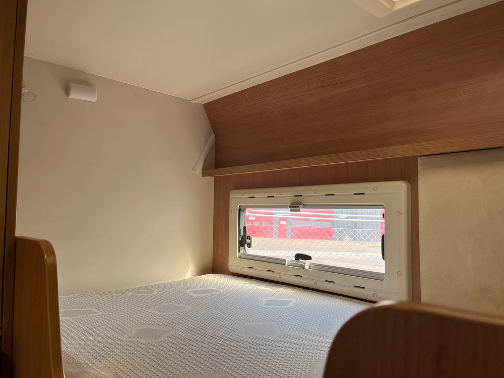 Chausson-FLASH 25 M12 *Barnkammare-(2012)-2891138