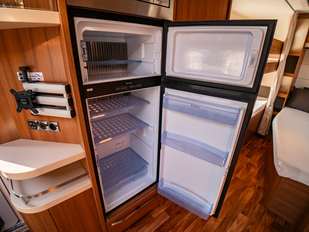 Knaus-590 UK Südwind *Barnkammare *Förtält *ALDE-(2016)-2894320