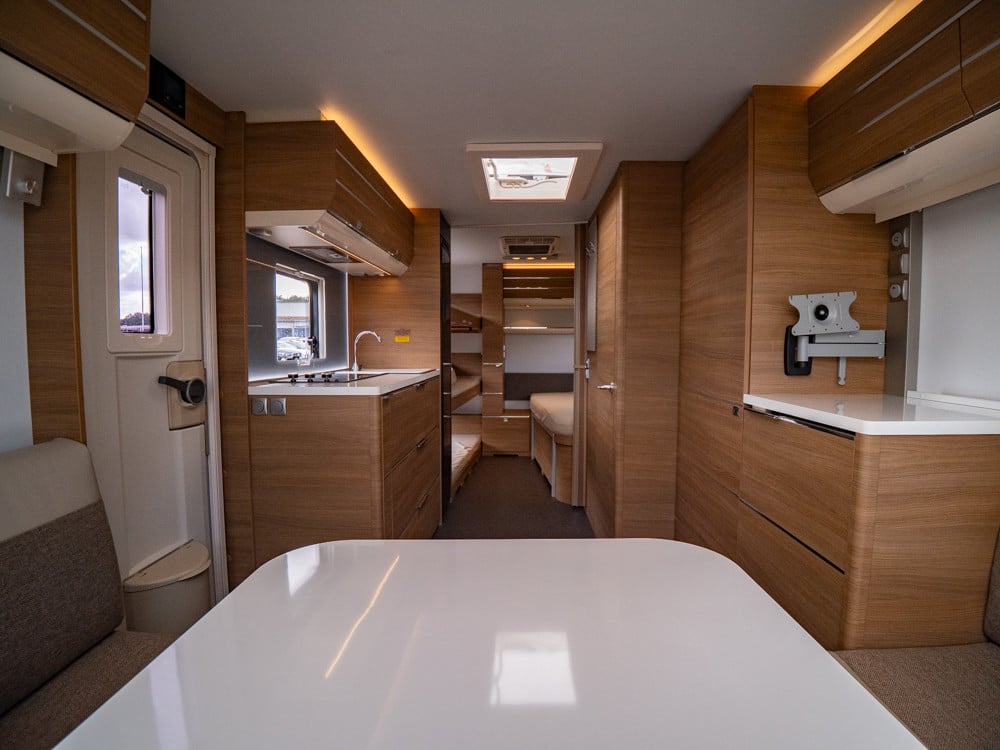 Adria-ADORA 593 UK *Barnkammare *AC *Alde-(2018)-2881581