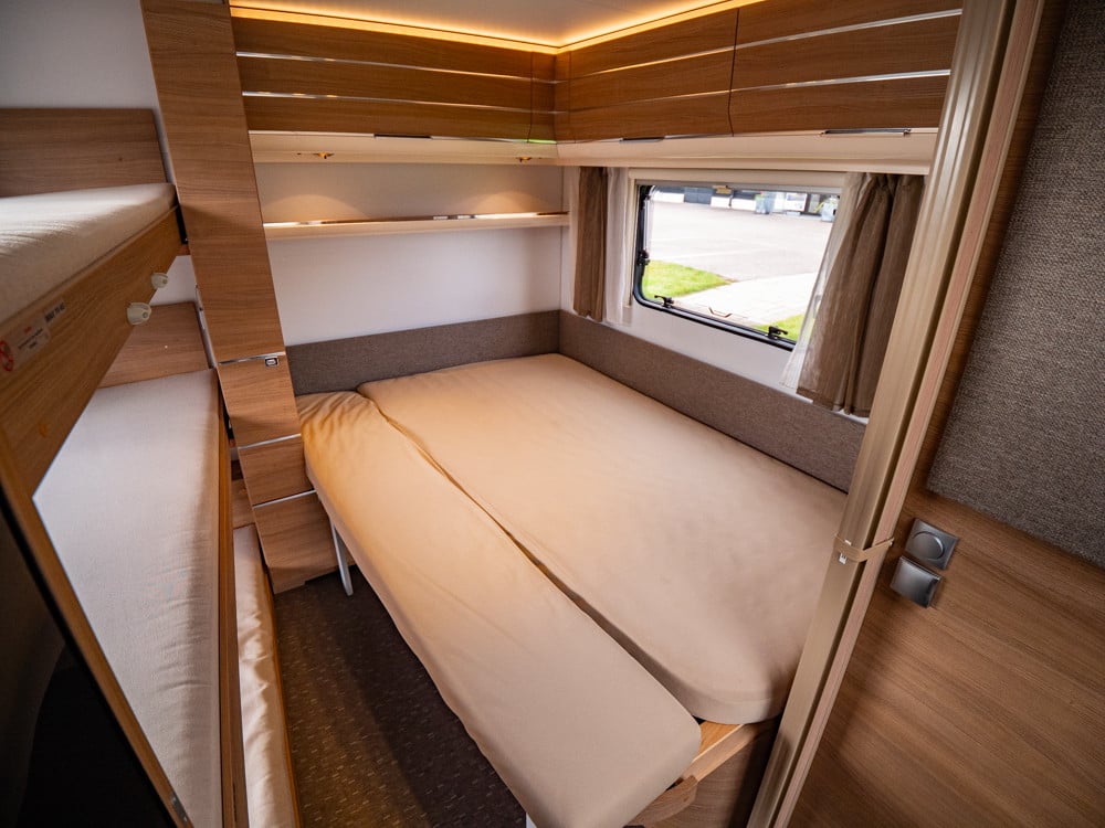 Adria-ADORA 593 UK *Barnkammare *AC *Alde-(2018)-2881588