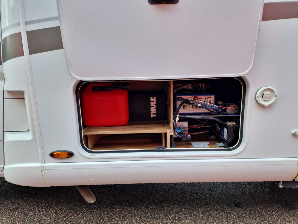 Hymer-T 668 CL BIANCOLINE *Hydrauliska stödben *Automat-(2015)-2896644