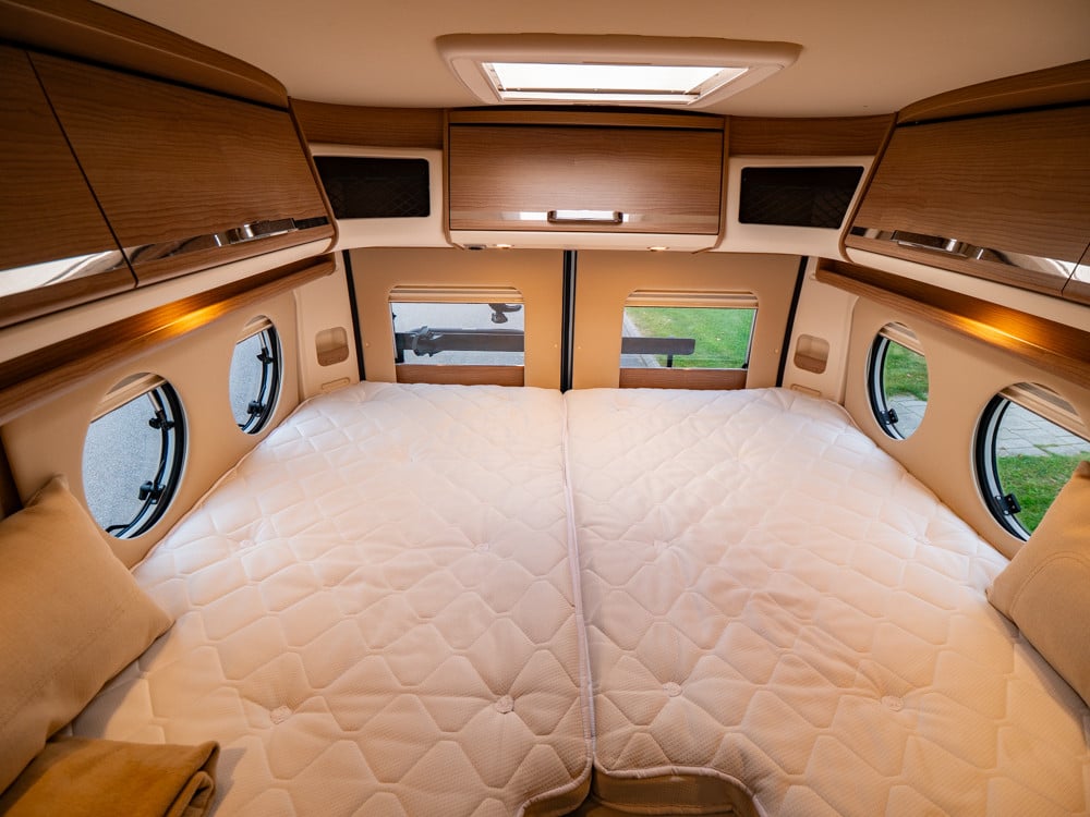 Carthago-MALIBU VAN 640  COUPE *Automat *Solcell *Långbädda-(2021)-2886476