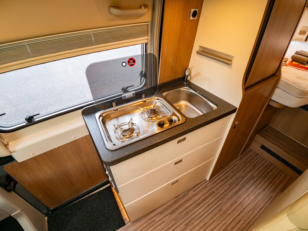 Carthago-MALIBU VAN 640  COUPE *Automat *Solcell *Långbädda-(2021)-2886467