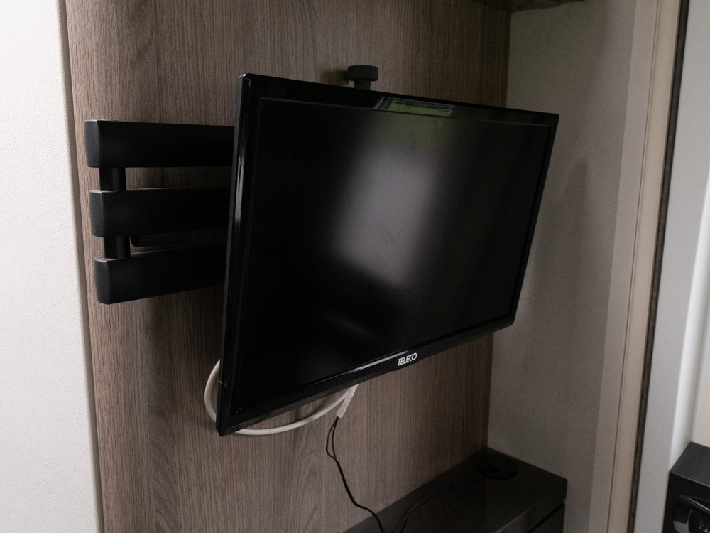 Hobby-650 UFF PRESTIGE *ALDE *AC-(2022)-2886517