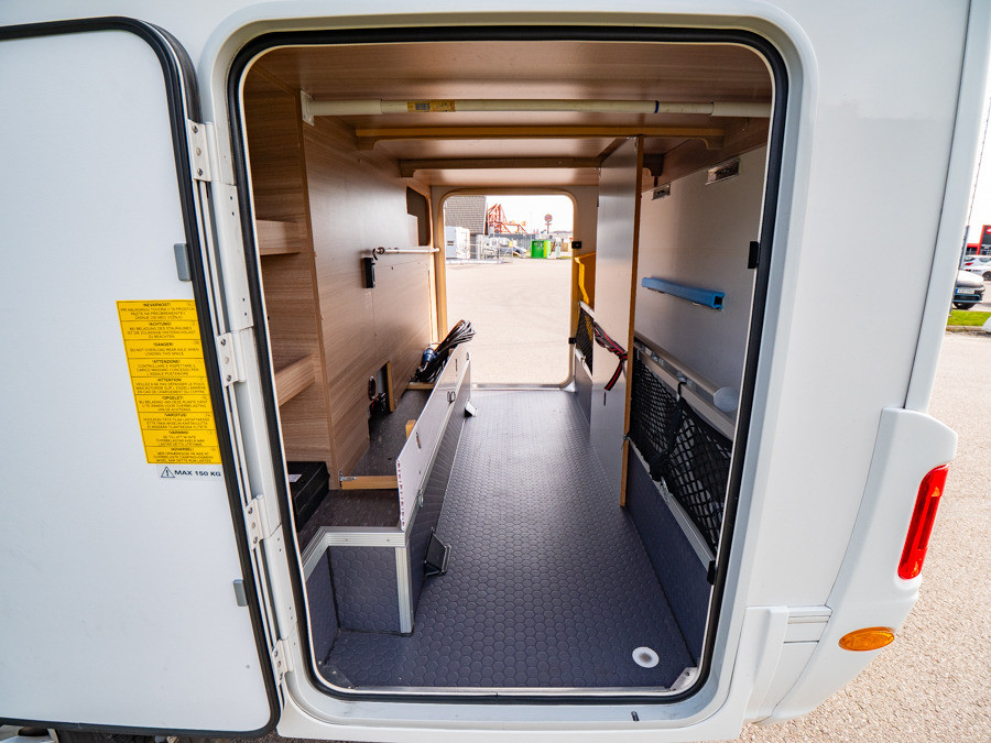 Adria-SONIC I 600 SL *Långbäddar *Truma *Solcell-(2016)-2904941
