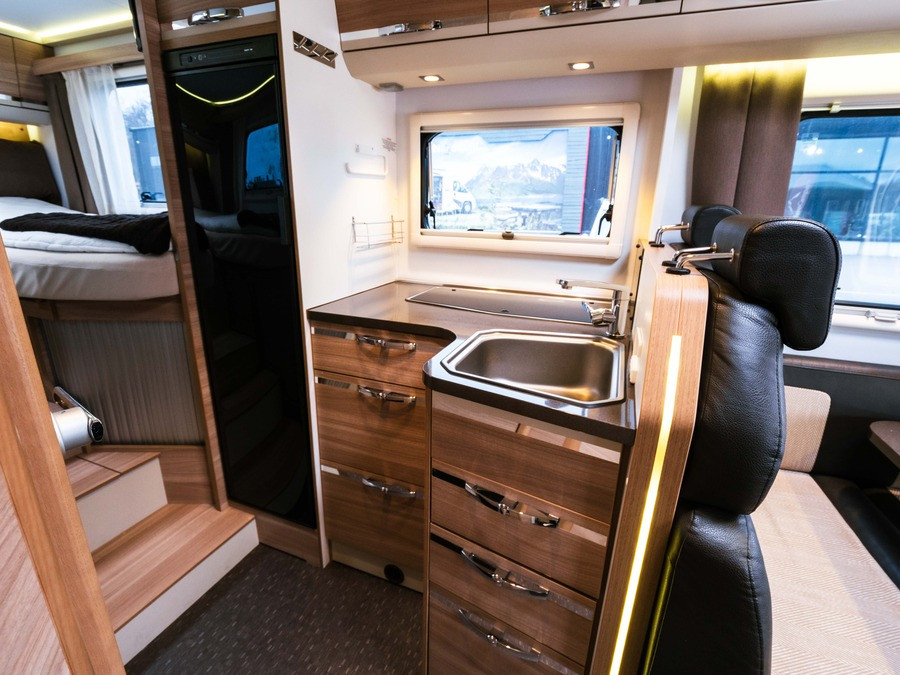 Adria-SONIC I 600 SL *Långbäddar *Truma *Solcell-(2016)-2904922