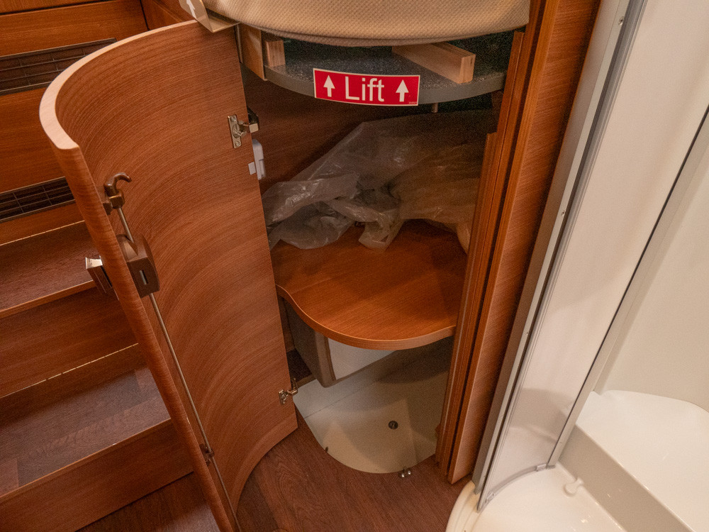 Carthago-CHIC C-LINE I 4.9 LE *Långbäddar *Automat *ALDE-(2024)-2894455