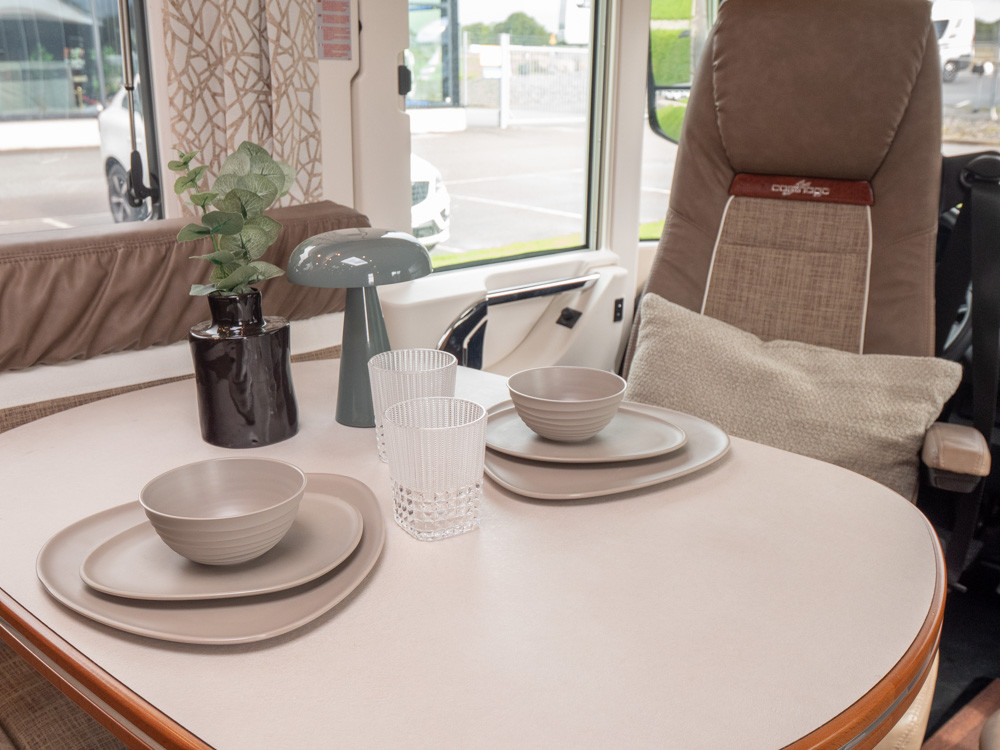 Carthago-CHIC C-LINE I 4.9 LE *Långbäddar *Automat *ALDE-(2024)-2894440