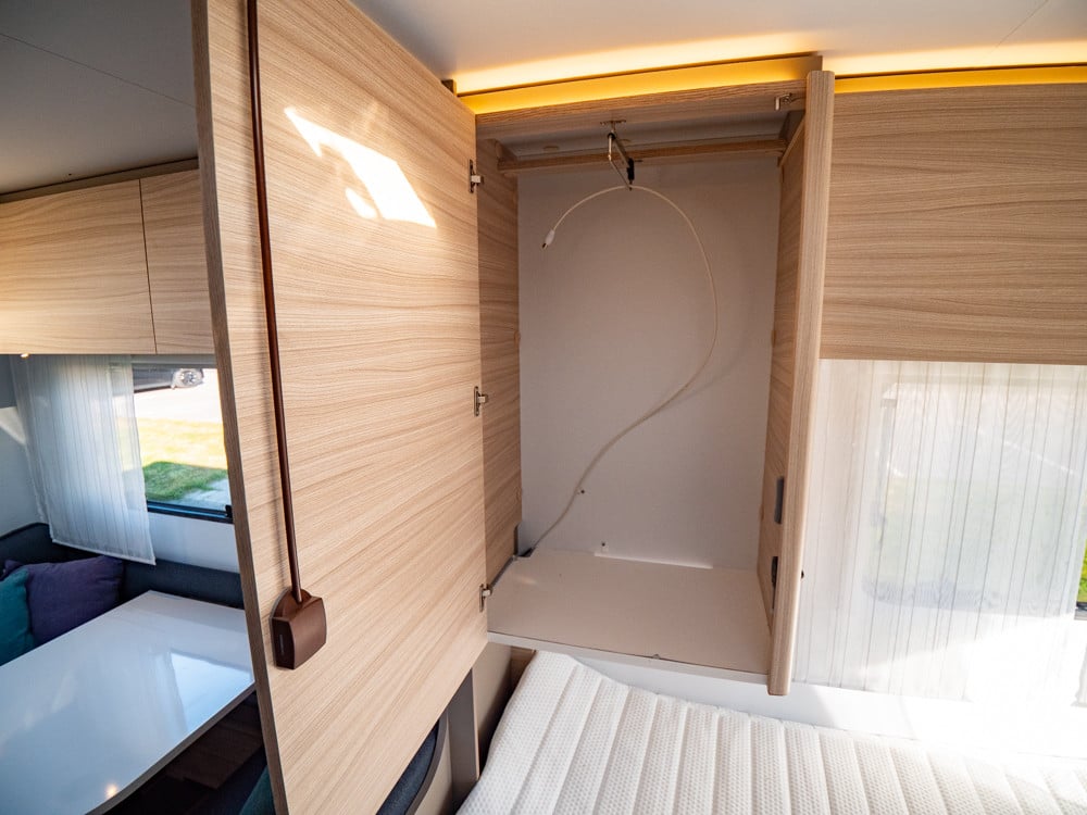 Adria-ALTEA 402 PH *Truma *Dubbelbädd-(2020)-2864447