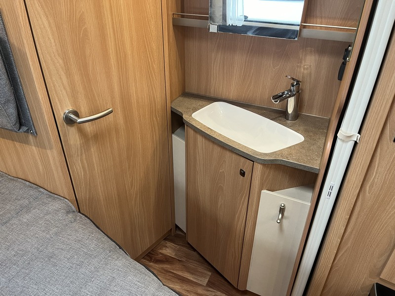 Knaus-Südwind 590 FUS *Förtält *Solcell x2-(2014)-2892728