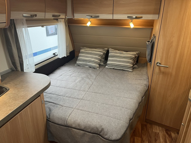 Knaus-Südwind 590 FUS *Förtält *Solcell x2-(2014)-2892721