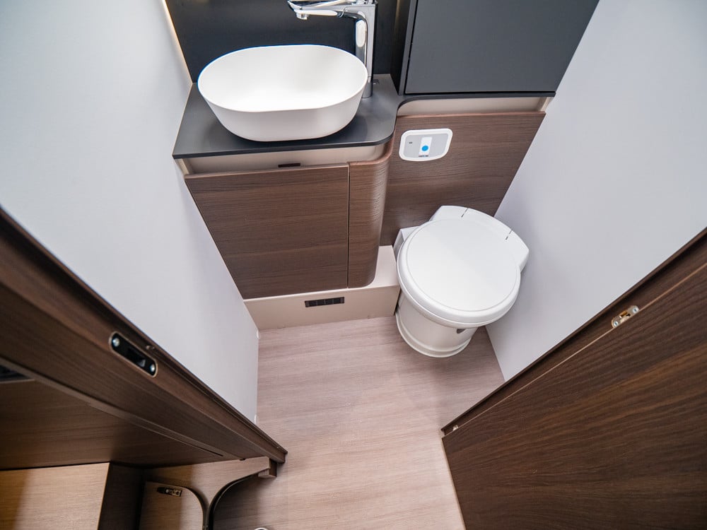 Adria-MATRIX 670 DL Supreme *ALDE *Solcell *Taksäng-(2024)-2881611