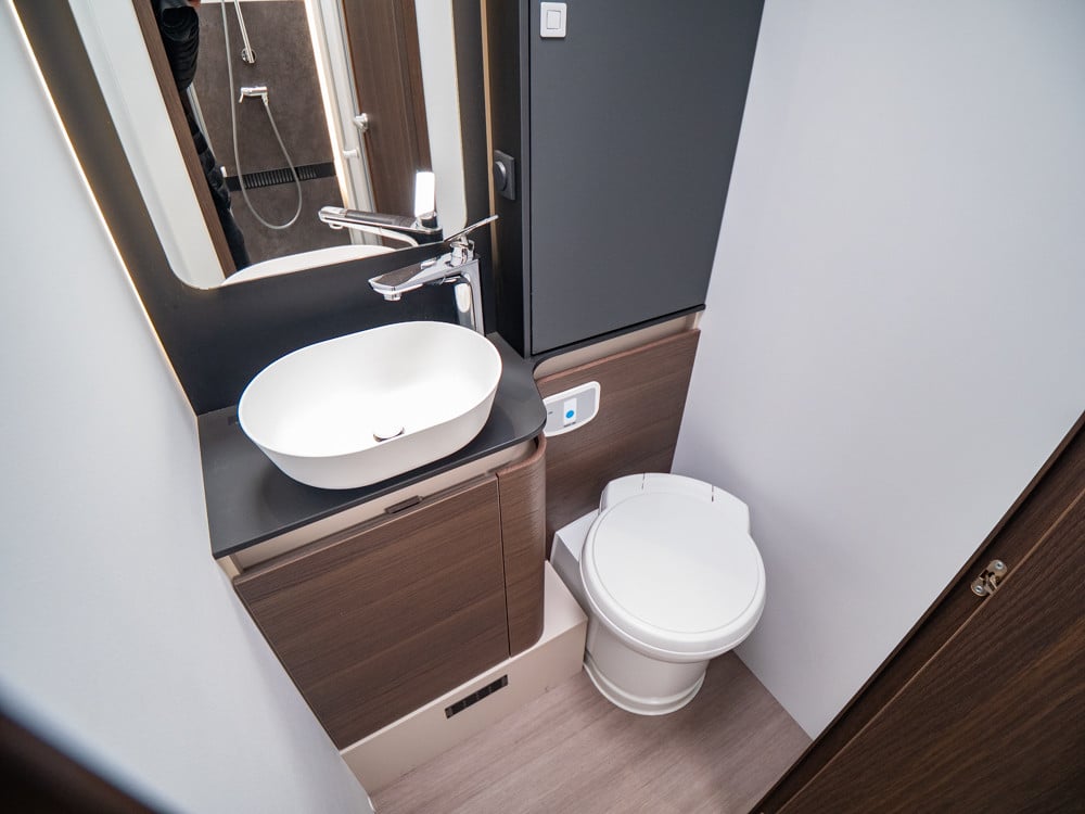Adria-MATRIX 670 DL Supreme *ALDE *Solcell *Taksäng-(2024)-2881612