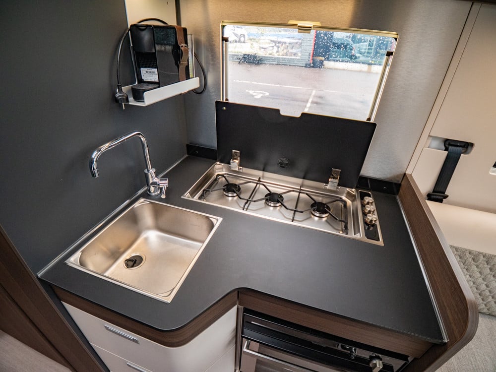 Adria-MATRIX 670 DL Supreme *ALDE *Solcell *Taksäng-(2024)-2881602