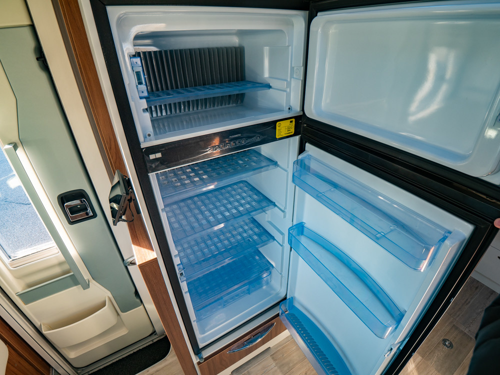 Pilote-P 746 FC *Automat *Queenbed *Truma-(2019)-2903617
