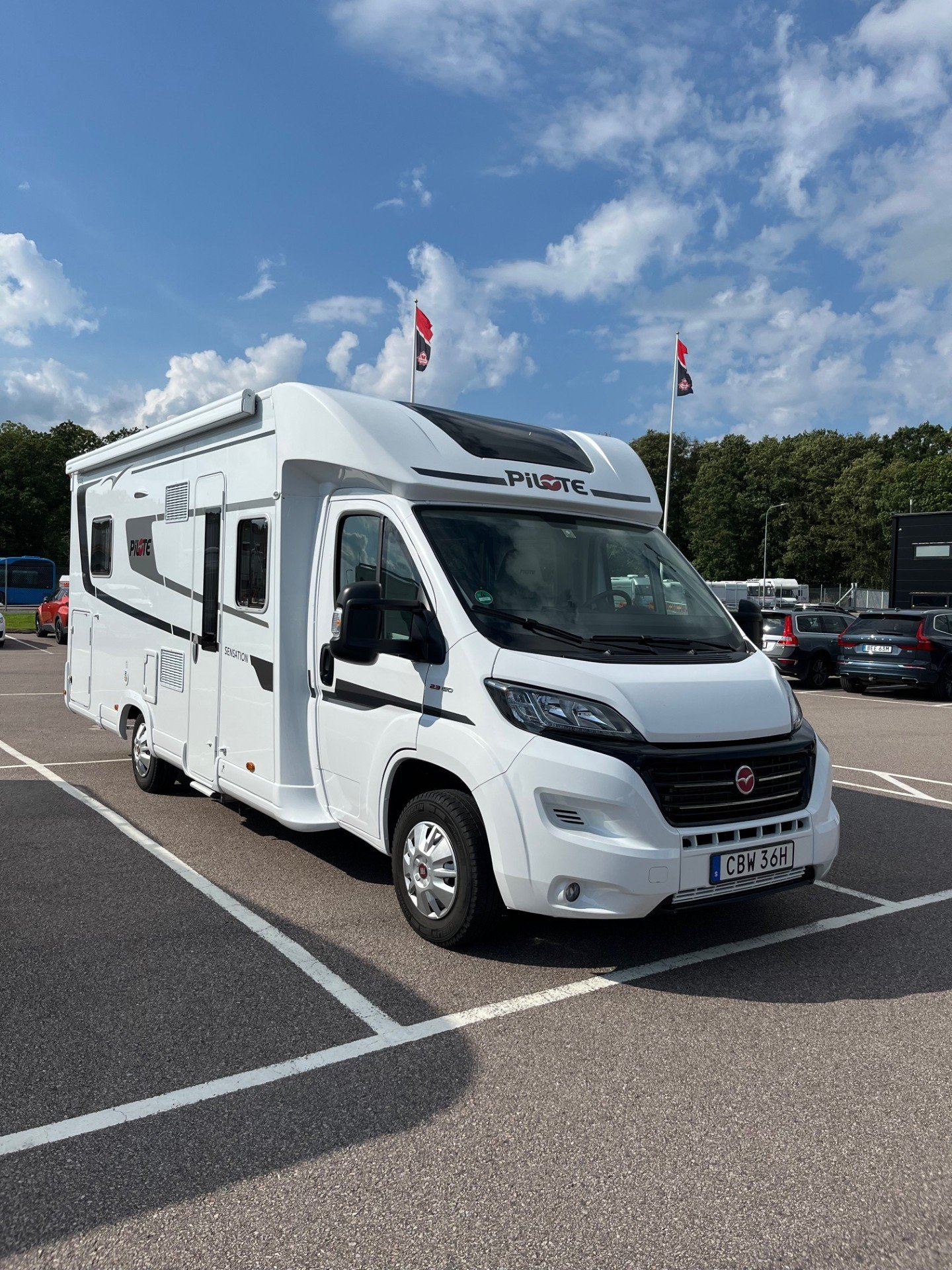Pilote-P746FC-(2019)-2878083