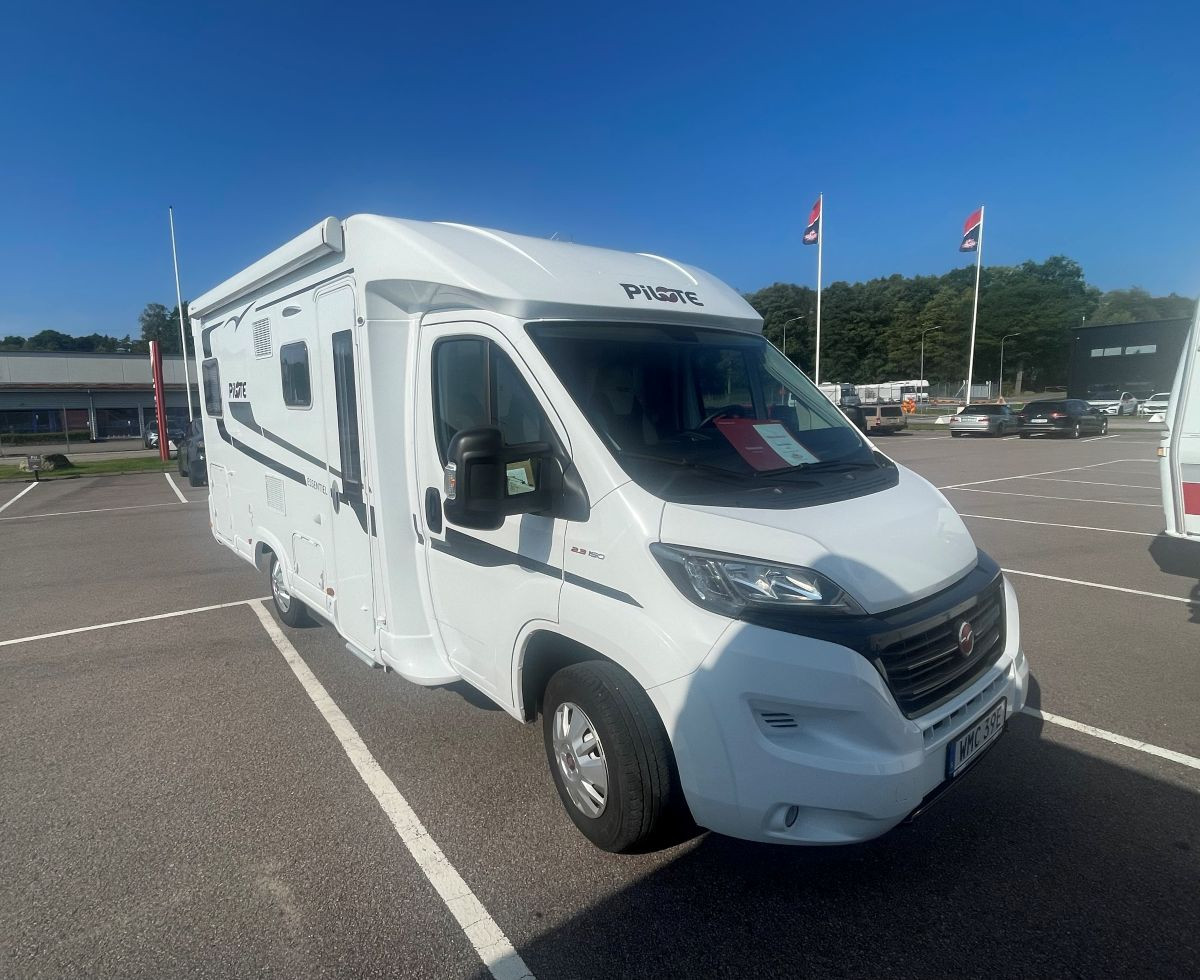 Pilote-P650GJ-(2018)-2878084