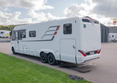 Hymer-B 880 ML *Hydrauliska stödben *AC bodel *ALDE-(2021)