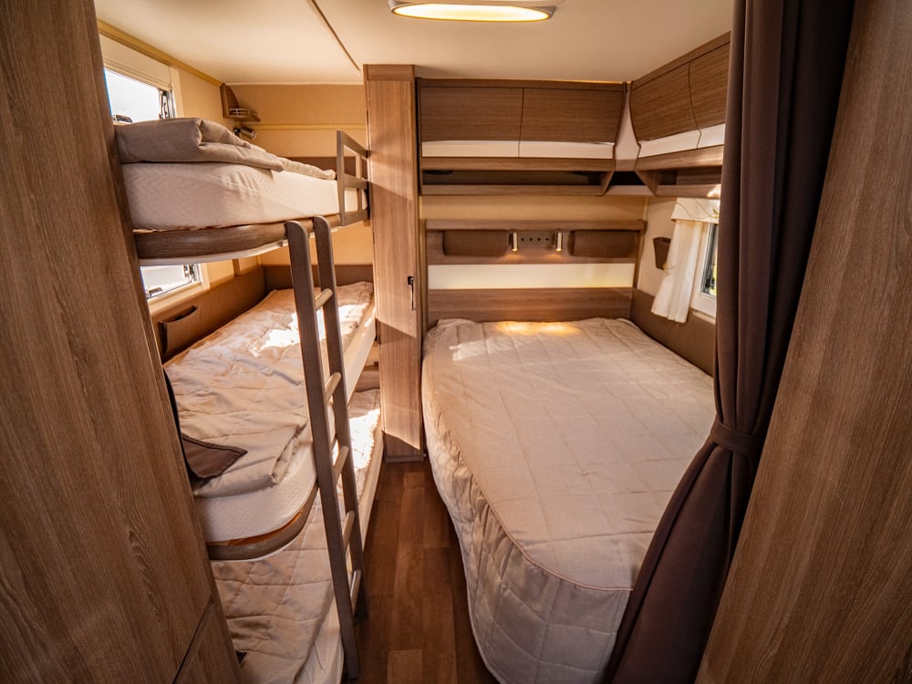 KABE-ROYAL 560 GLE KS *Barnkammare *Alde *Solcell-(2015)