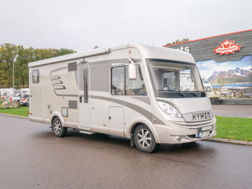 Hymer-B 678 ED-S *Långbäddar *ALDE *Solcell-(2013)