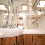 Hobby-460 LU DE LUXE *Långbäddar *1300kg-(2019)