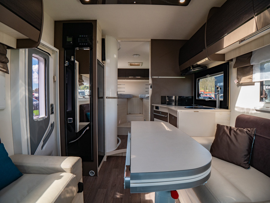 Chausson-747 GA *Långbäddar *Truma *Solcell-(2018)-2945195