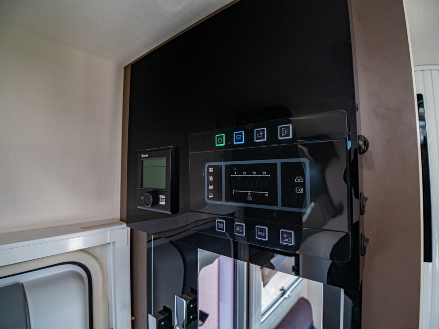 Chausson-747 GA *Långbäddar *Truma *Solcell-(2018)-2945204