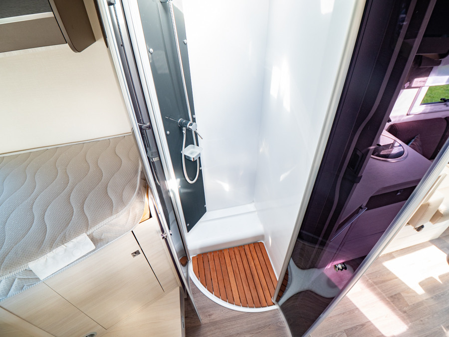 Chausson-747 GA *Långbäddar *Truma *Solcell-(2018)-2945206