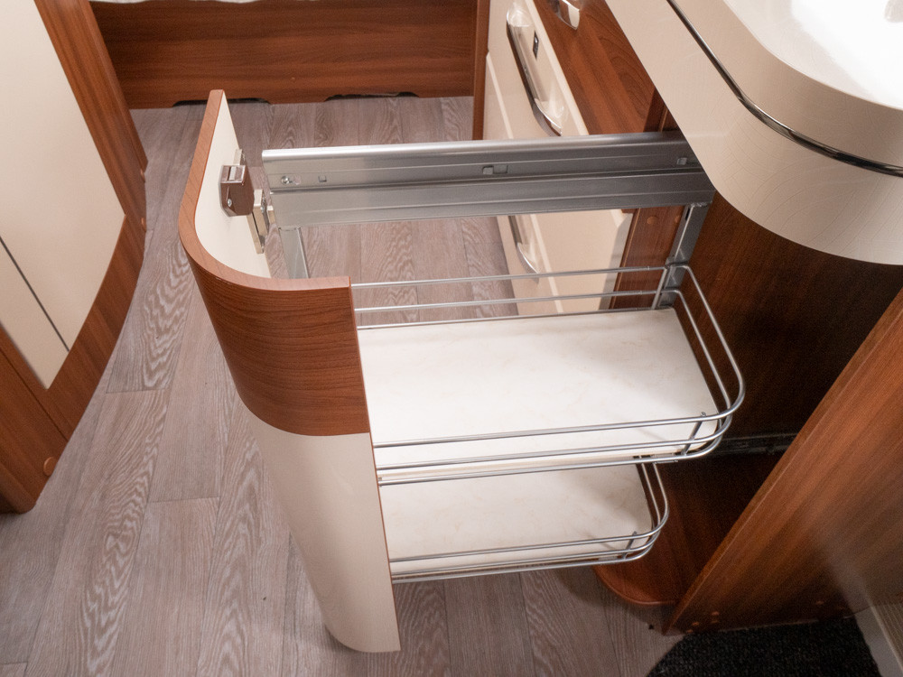 Hobby-540 UFF EXCELLENT *Queenbädd *Förtält-(2018)-2915643