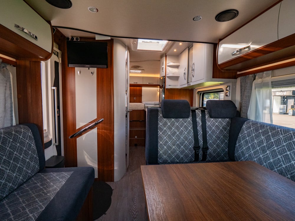 Hobby-T 75 HGE *Automat *Långbäddar *Solcell-(2018)-2945129