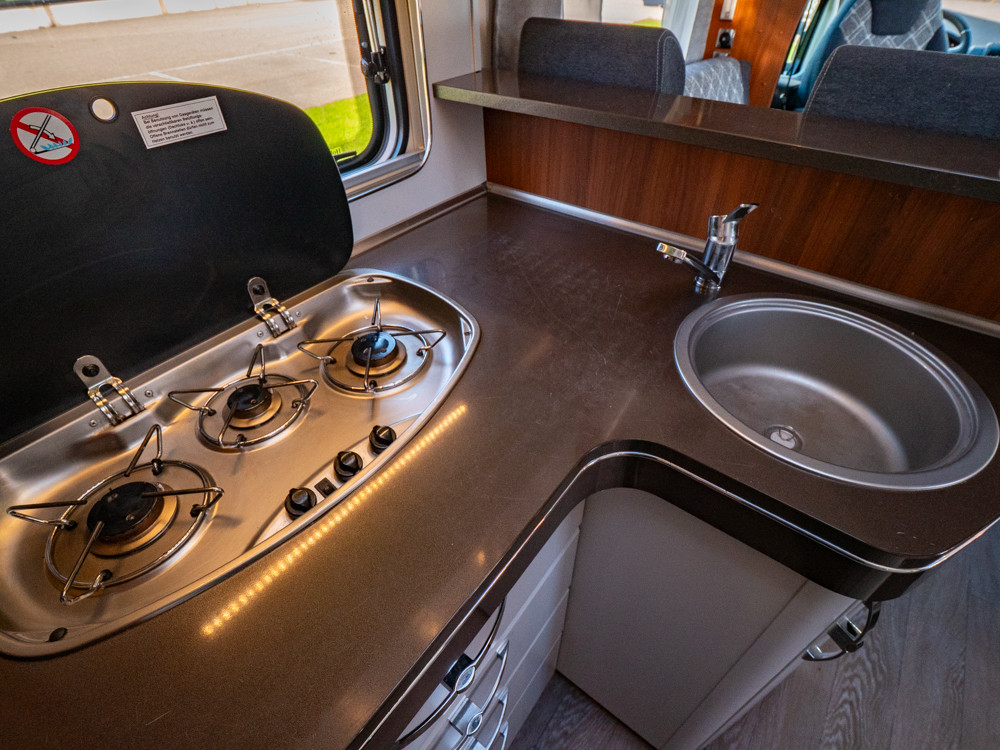 Hobby-T 75 HGE *Automat *Långbäddar *Solcell-(2018)-2945132