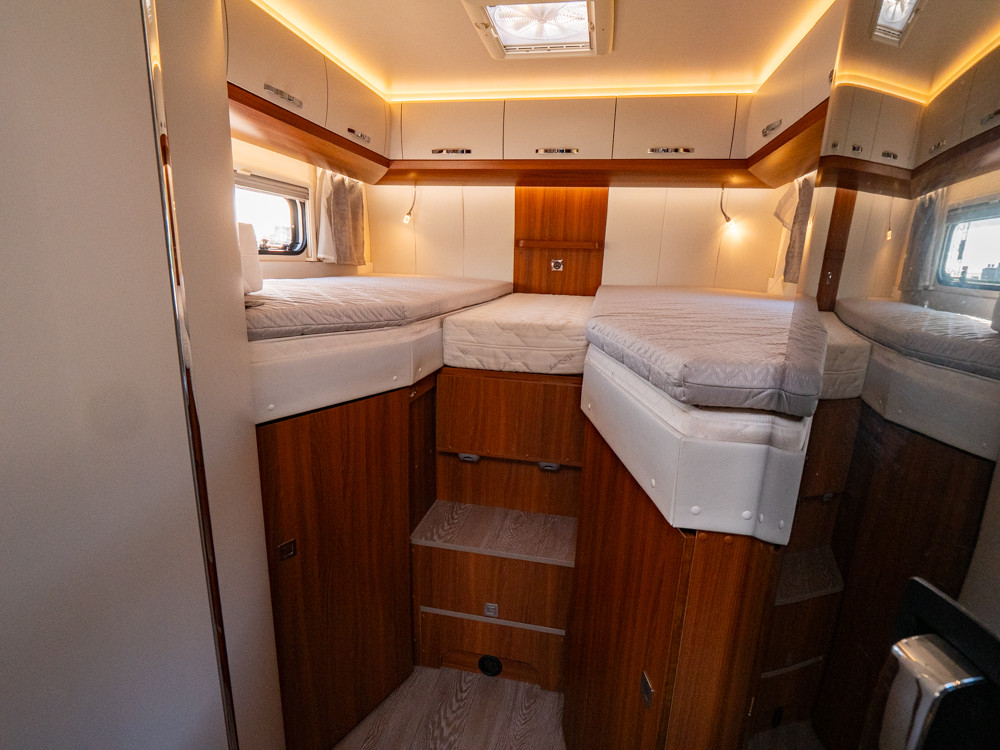 Hobby-T 75 HGE *Automat *Långbäddar *Solcell-(2018)-2945134